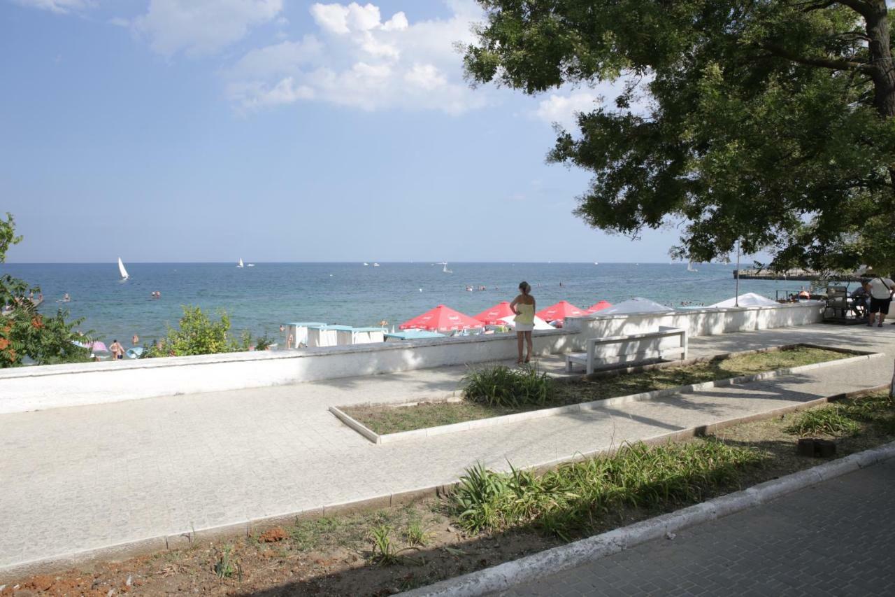 Номер С Видом На Море В Отраде Odesa Exterior foto